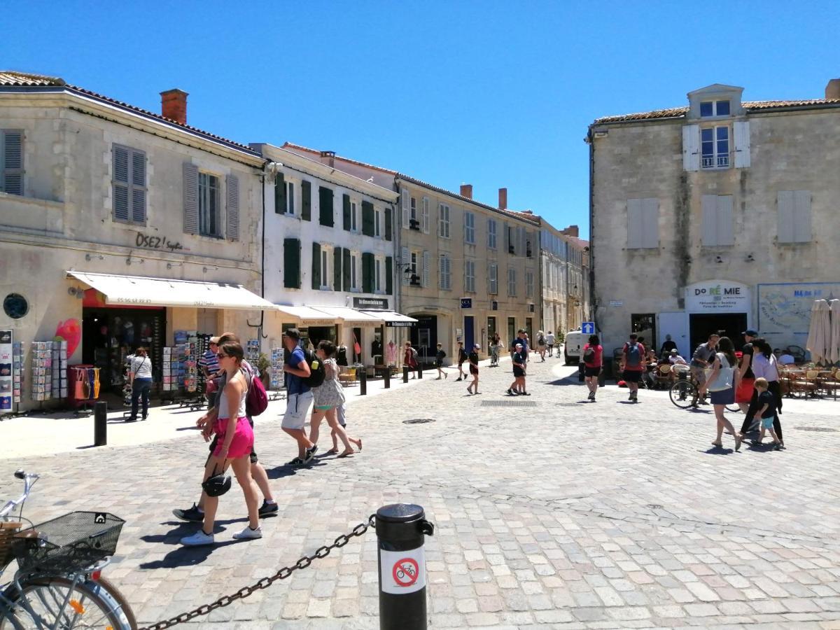 Appartement élégant avec vue sur le port Saint-Martin-de-Ré Exterior foto