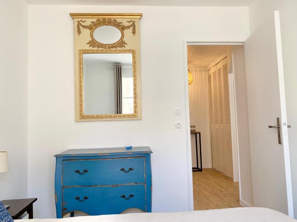 Appartement élégant avec vue sur le port Saint-Martin-de-Ré Exterior foto